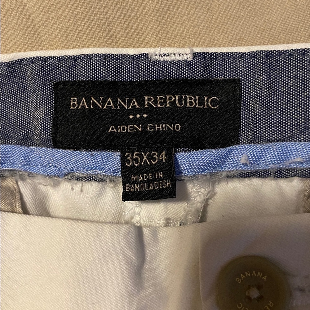 Banana Republic White Aiden Chino - Picture 7 of 9